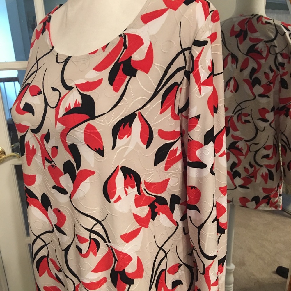 Wonderful little top!